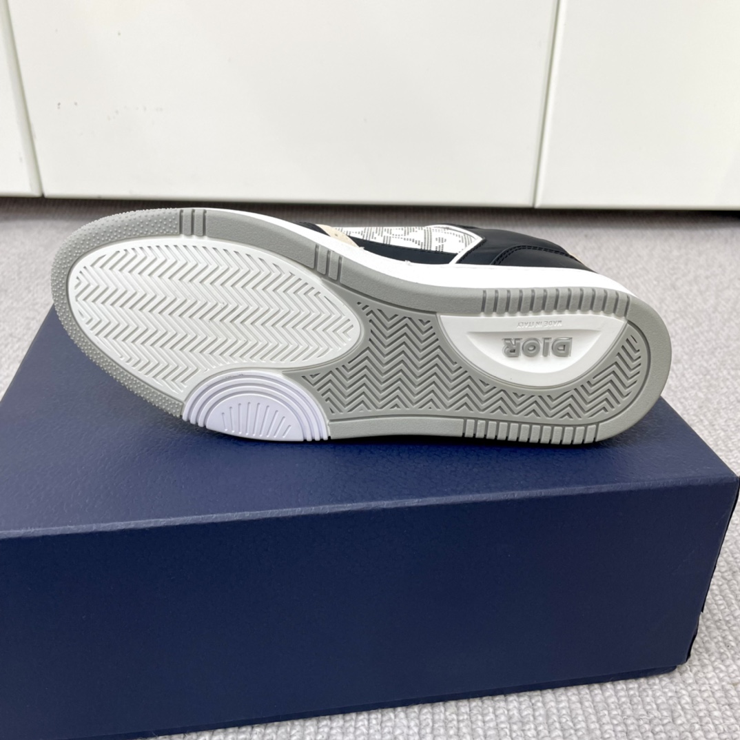 Men D*ior Top Sneakers