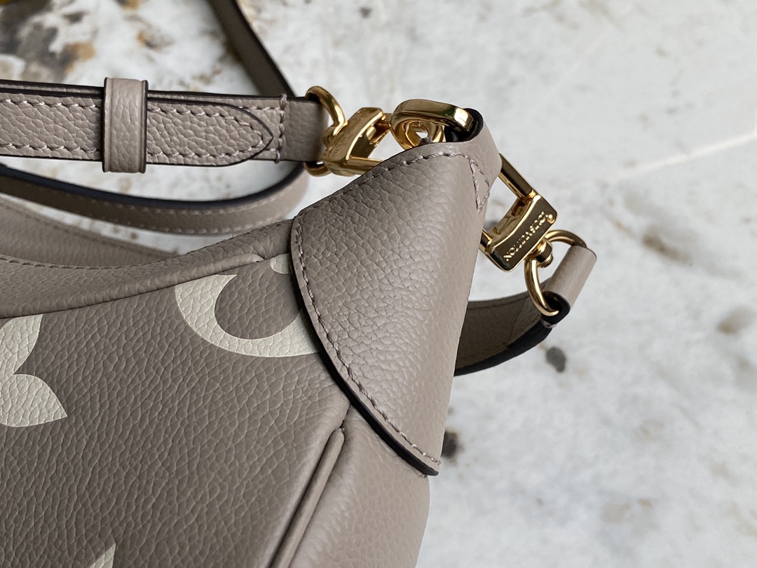 L*ouis V*uitton Bag Top Quality 22*14*9CM