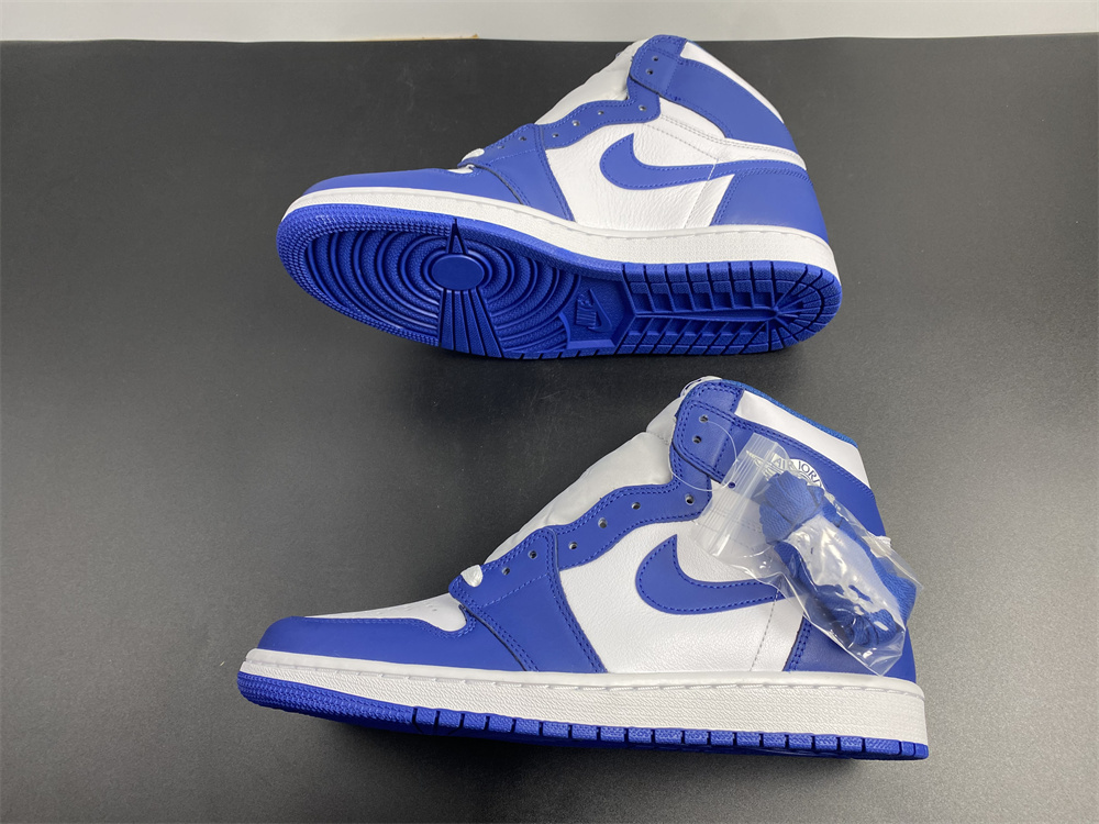 Air Jordan 1 Retro High 555088-127