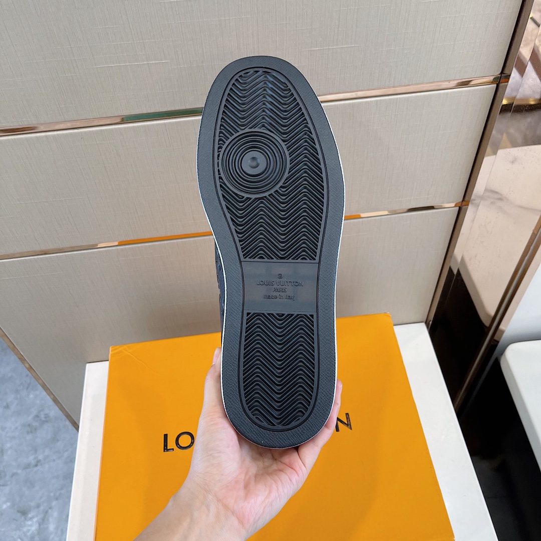 Men L*ouis V*uitton Top Sneaker