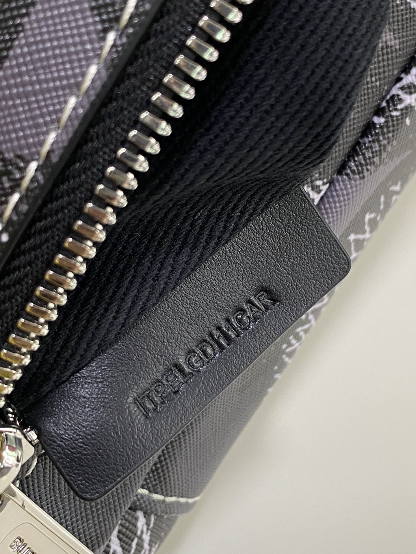 B*urberry Bag Top Quality 31*7.5*16cm