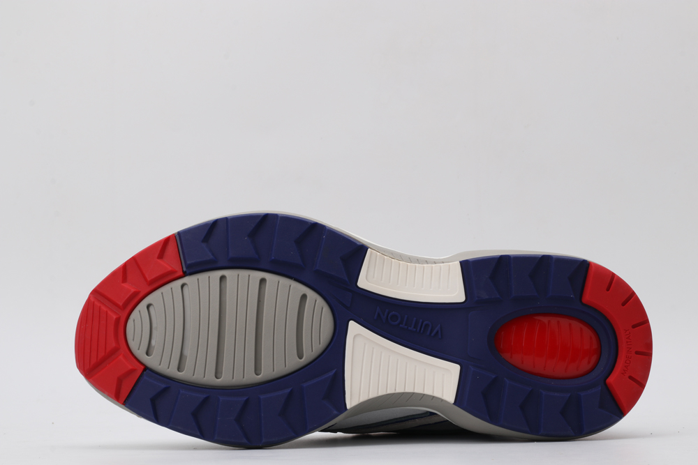 Men L*uis V*itton Sneaker