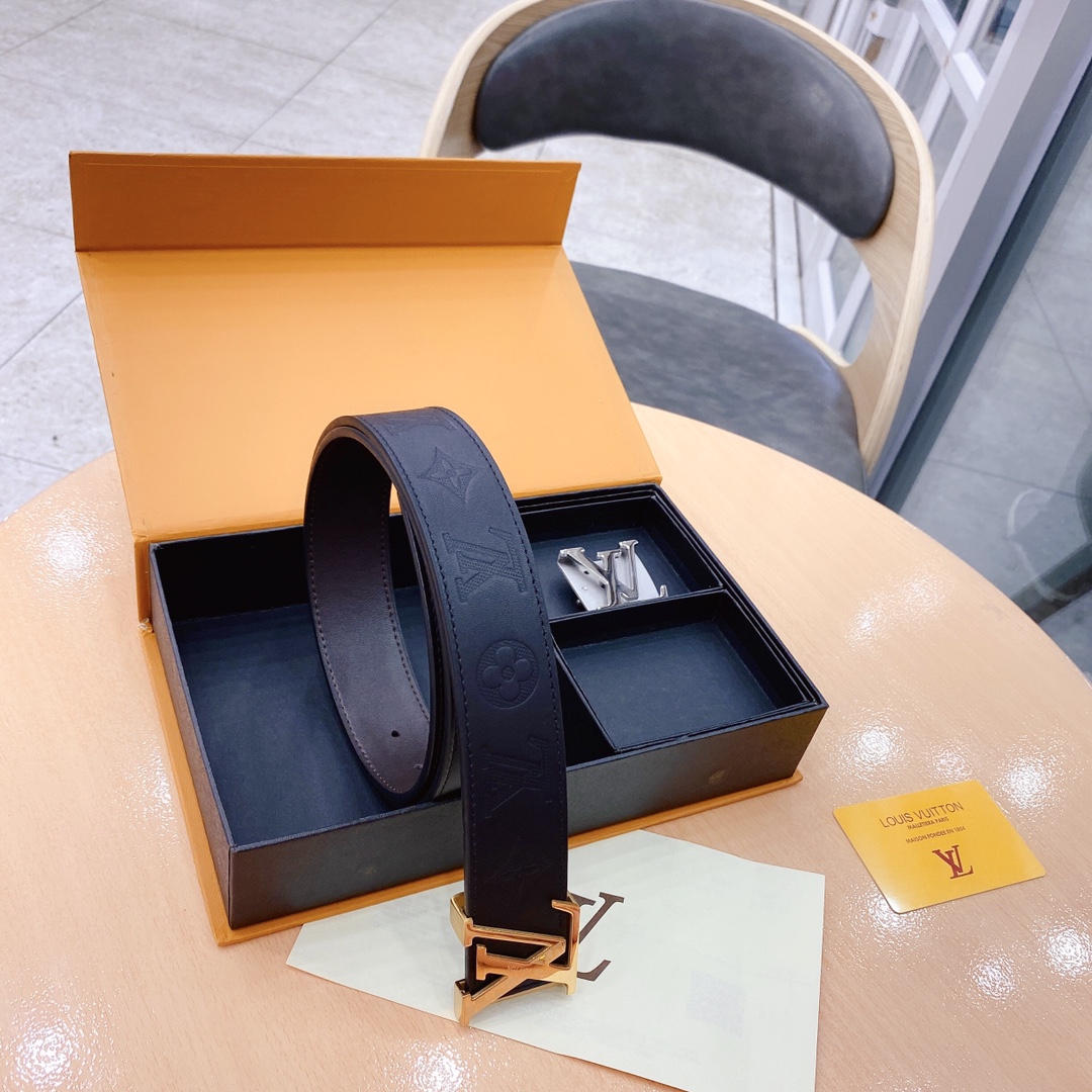 L*ouis V*uitton Belts Top Version