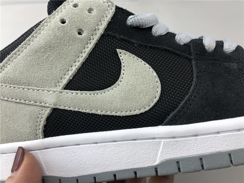 from NIKE SB DUNK LOW TRD