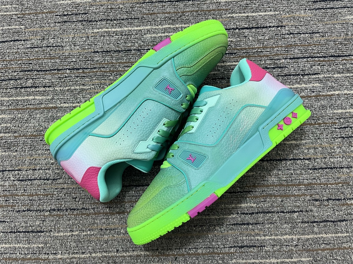 Men L*ouis V*uitton Top Sneakers