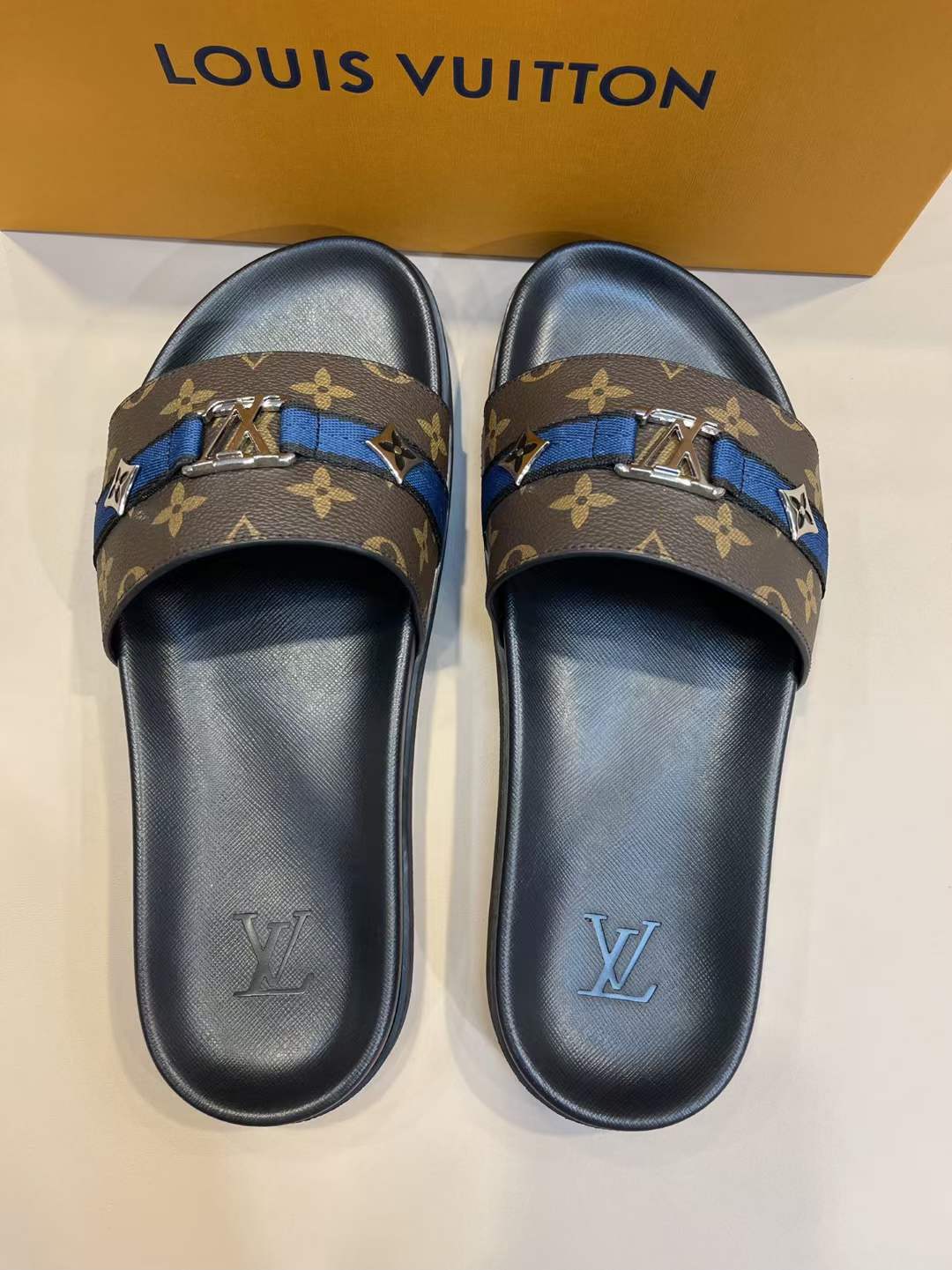 Men L*ouis V*uitton Top Sandals