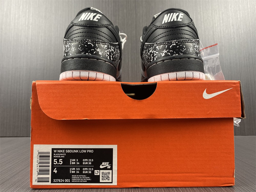 from Nike Dunk Low GS Nikebook 327624-001