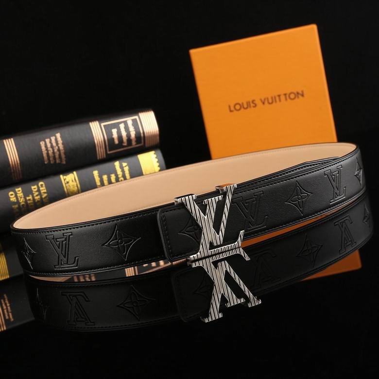 L*uis V*itton Belts Top Version