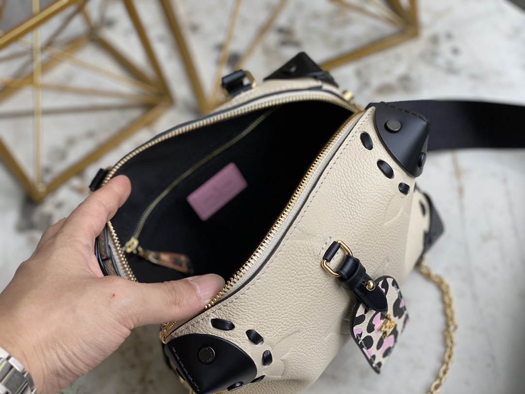 L*ouis V*uitton Bag Top Quality 20*14*7.5cm