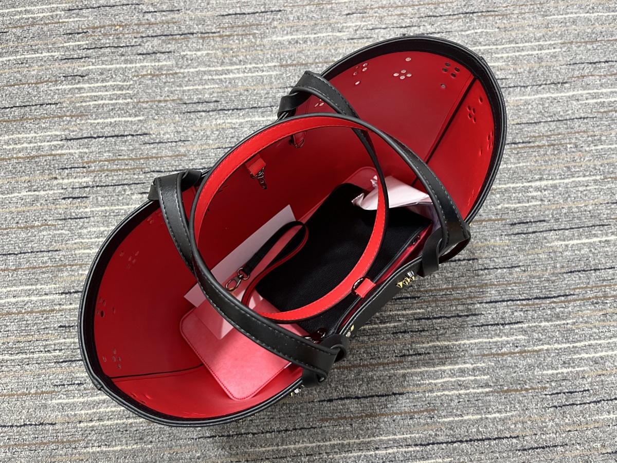 Bag C*hristian L*ouboutin Top Quality