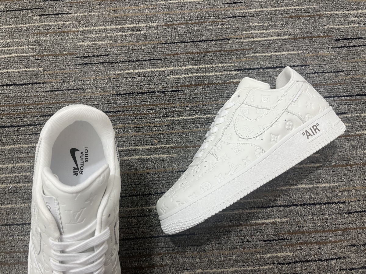 from O*ff-W*hite x Nike Air Force 1 x L*V Low