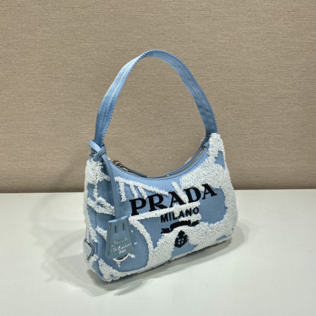 P*rada Bag Top Quality 23*17*6CM