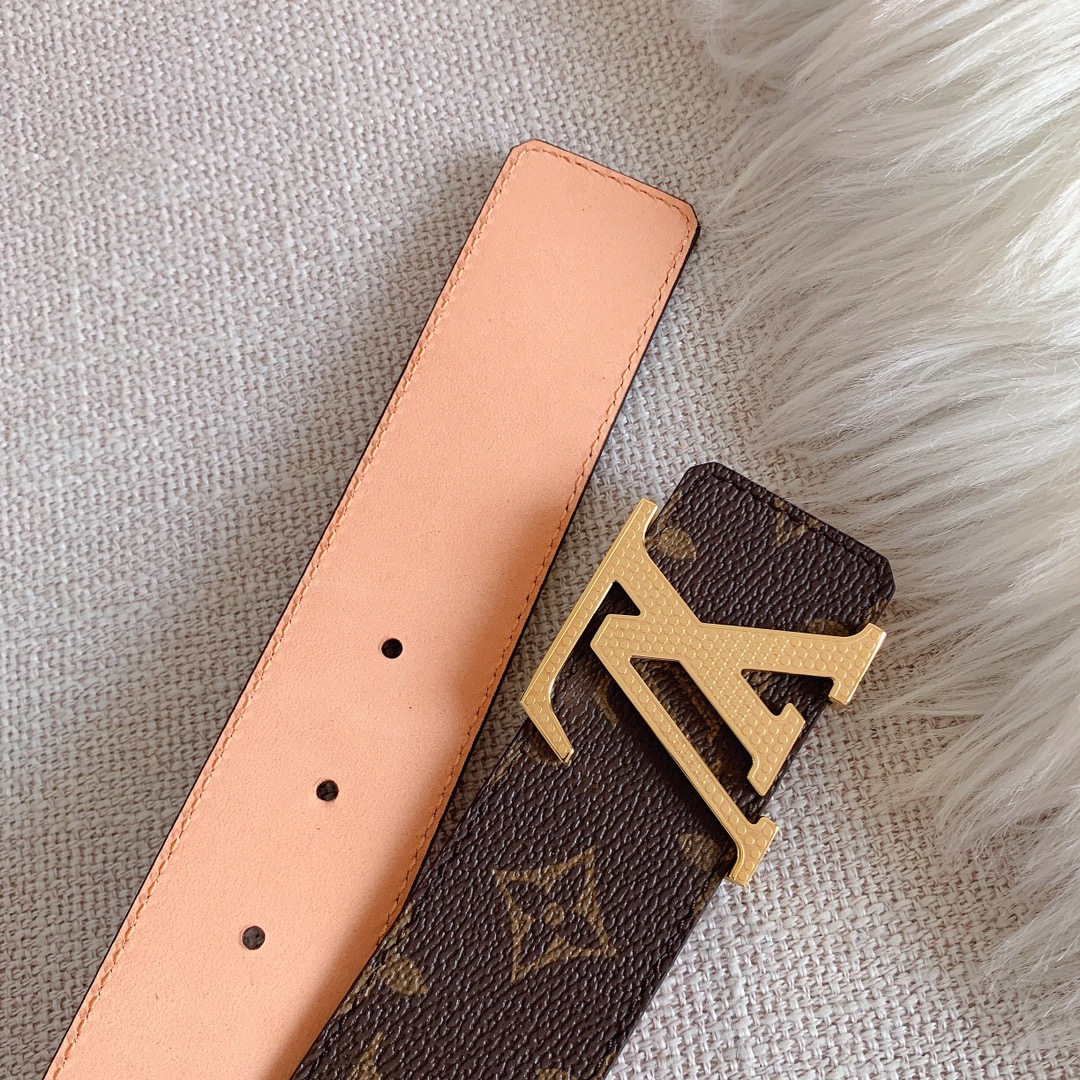 L*ouis V*uitton Belts Top Quality 39mm