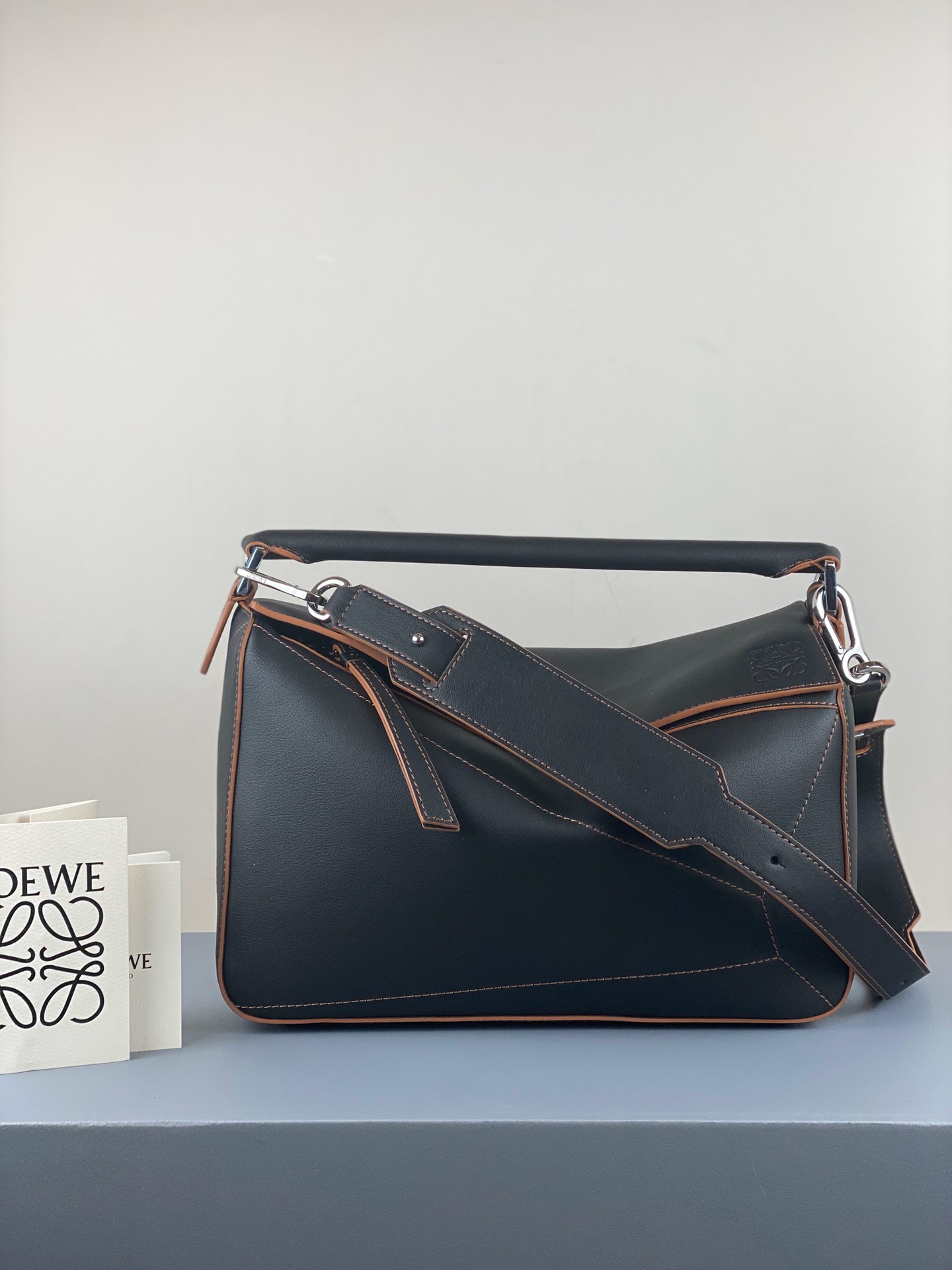 L*oewe Top Bag 29*18*12cm