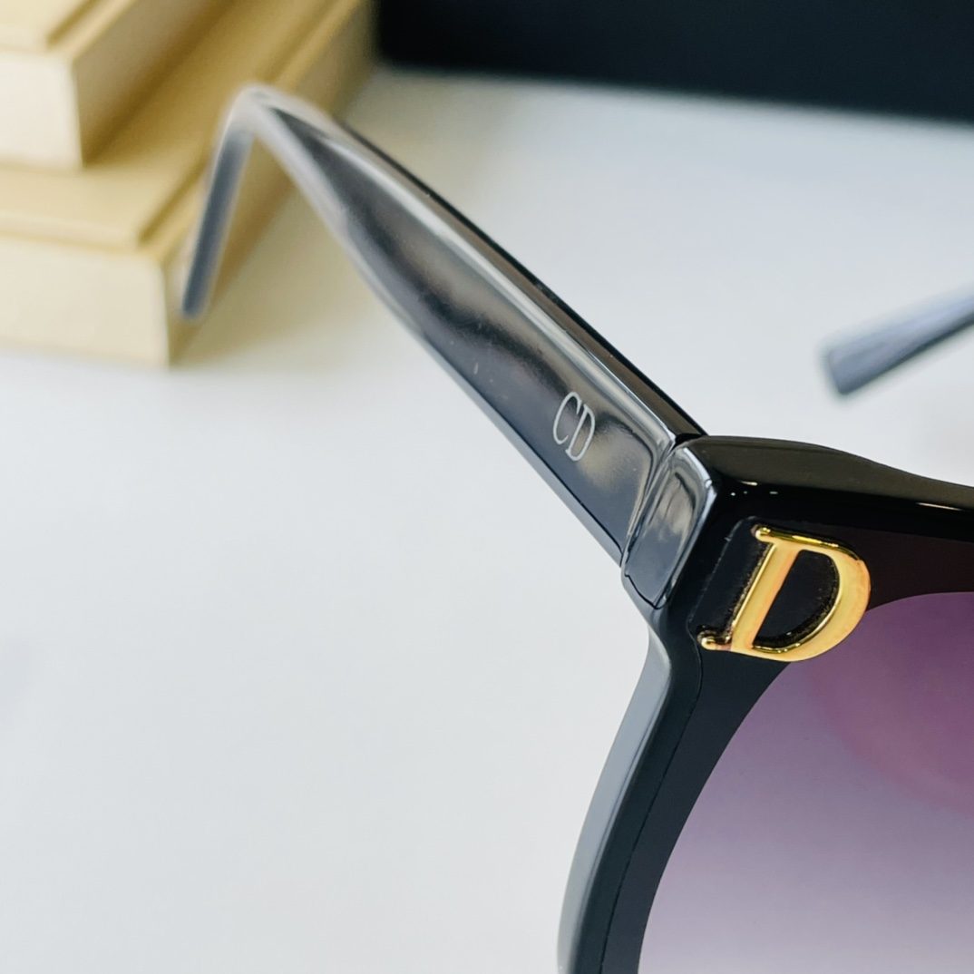 D*ior Glasses Top