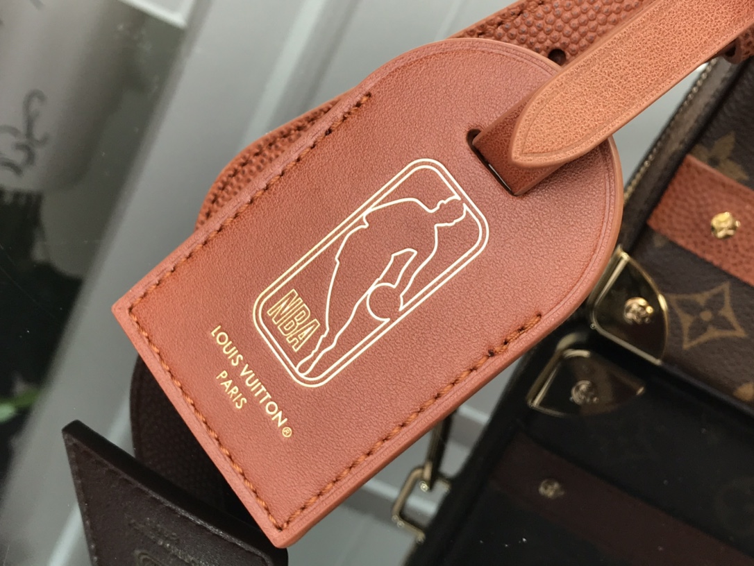 L*ouis V*uitton Top Bag 21.5*15*7cm