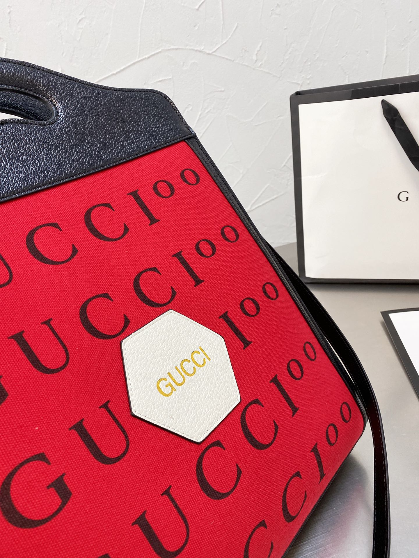 G*ucci Bag Top Quality 33*32CM