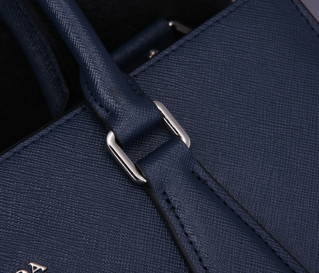 P*rada Top Bag 31.5*33*8cm