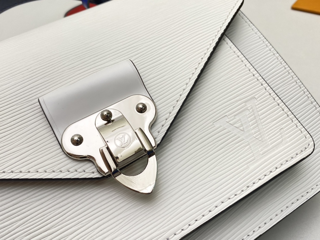 L*ouis V*uitton Bag Top Quality 22*18*9CM