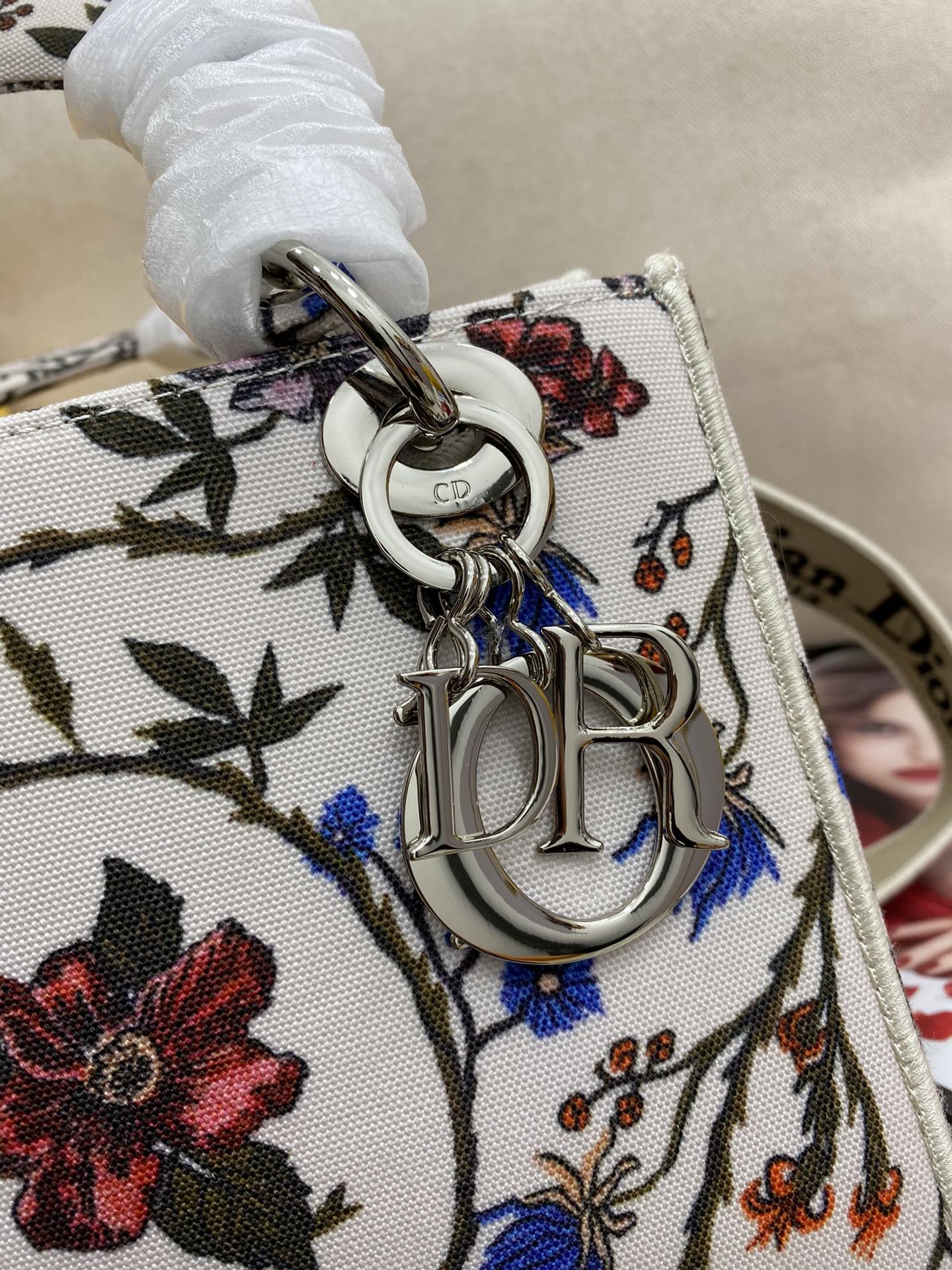 D*ior Top Bag 24*20*11cm