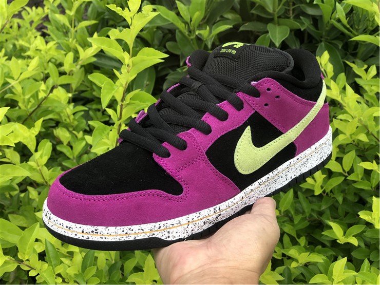 from Nike SB Dunk Low “Red Plum” 6817 501