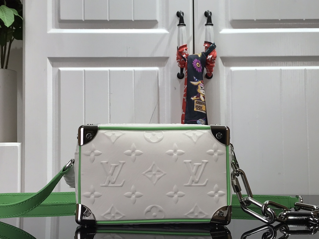 L*ouis V*uitton Top Bag 18.5*13*8cm