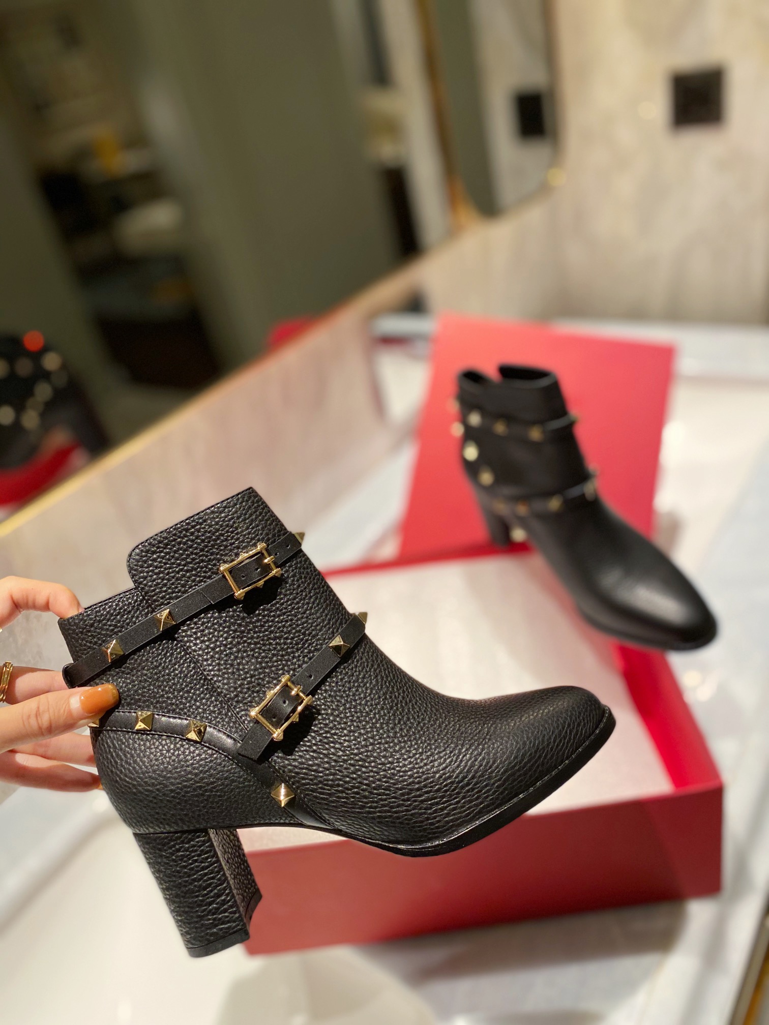 Women π*π΄πΏπΈπππΌππ Top Sneakers