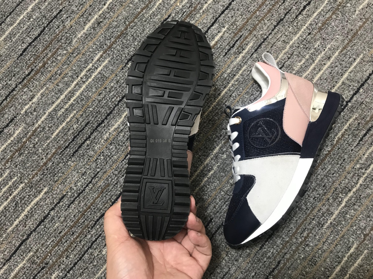 Women L*ouis V*uitton Run Away Top Sneaker