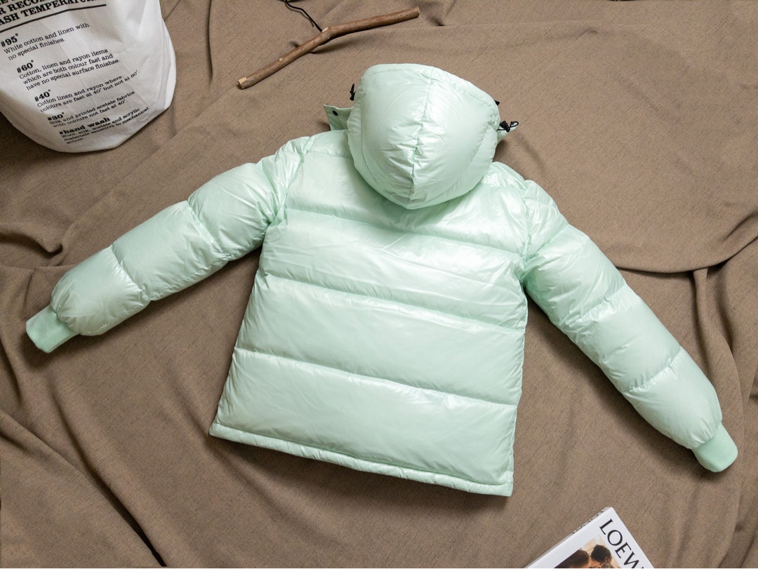 Women Jacket/Sweater Top Quality