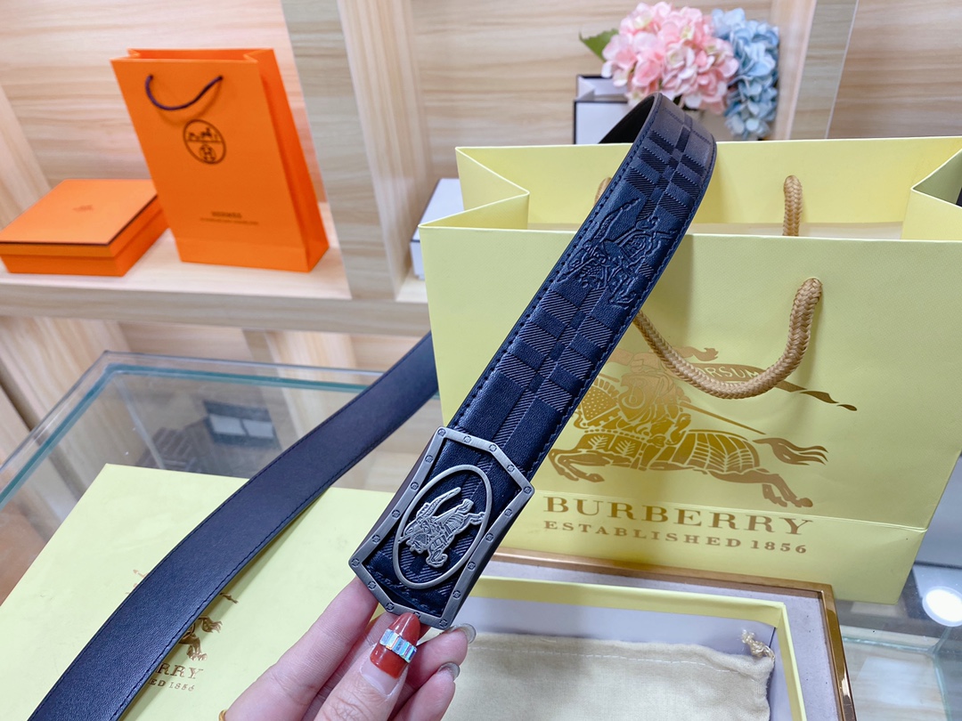 B*urberrry Belts Top Version