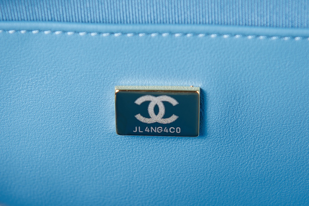 C*hanel Top Bag 18*16.5*6.5CM