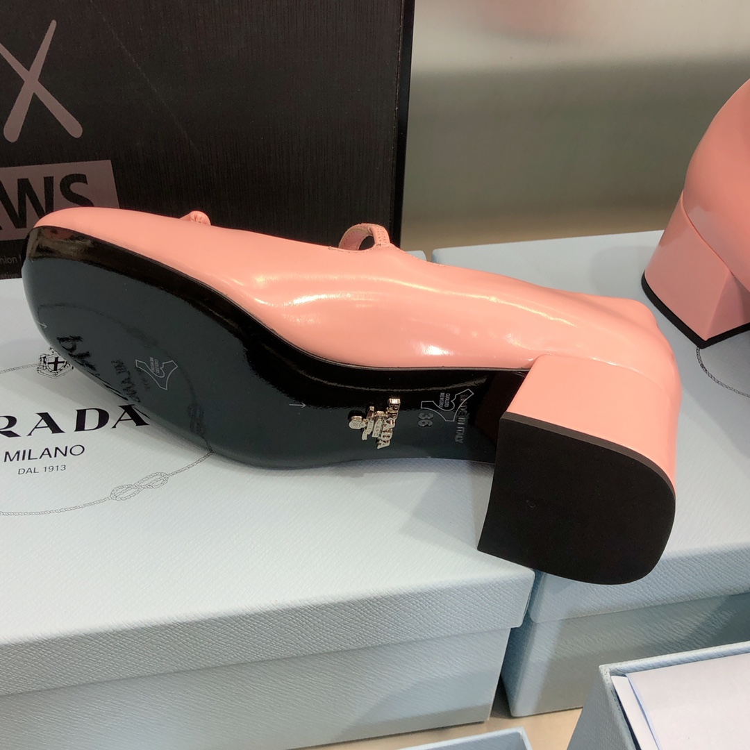 Women P*rada Top Quality Sandals