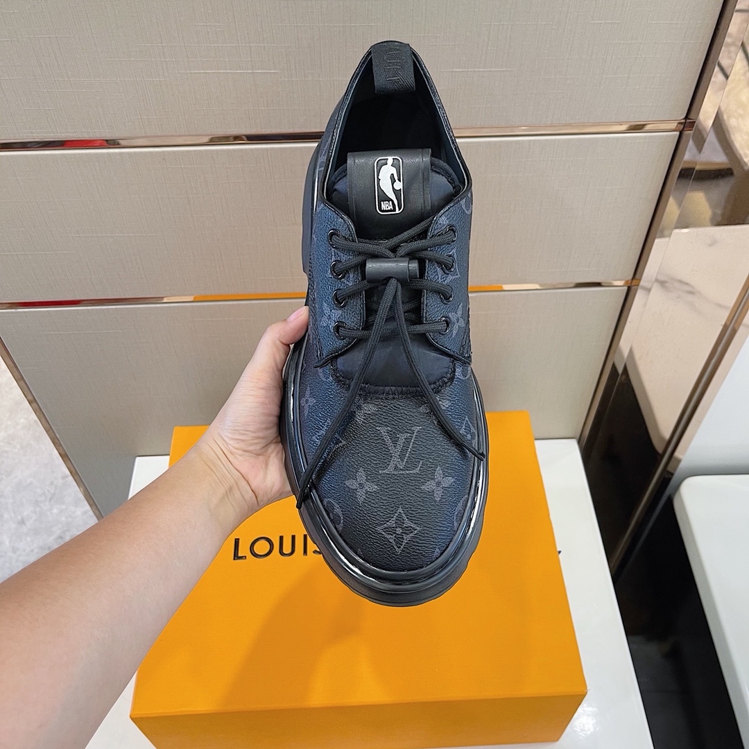 Men L*ouis V*uitton Top Sneaker