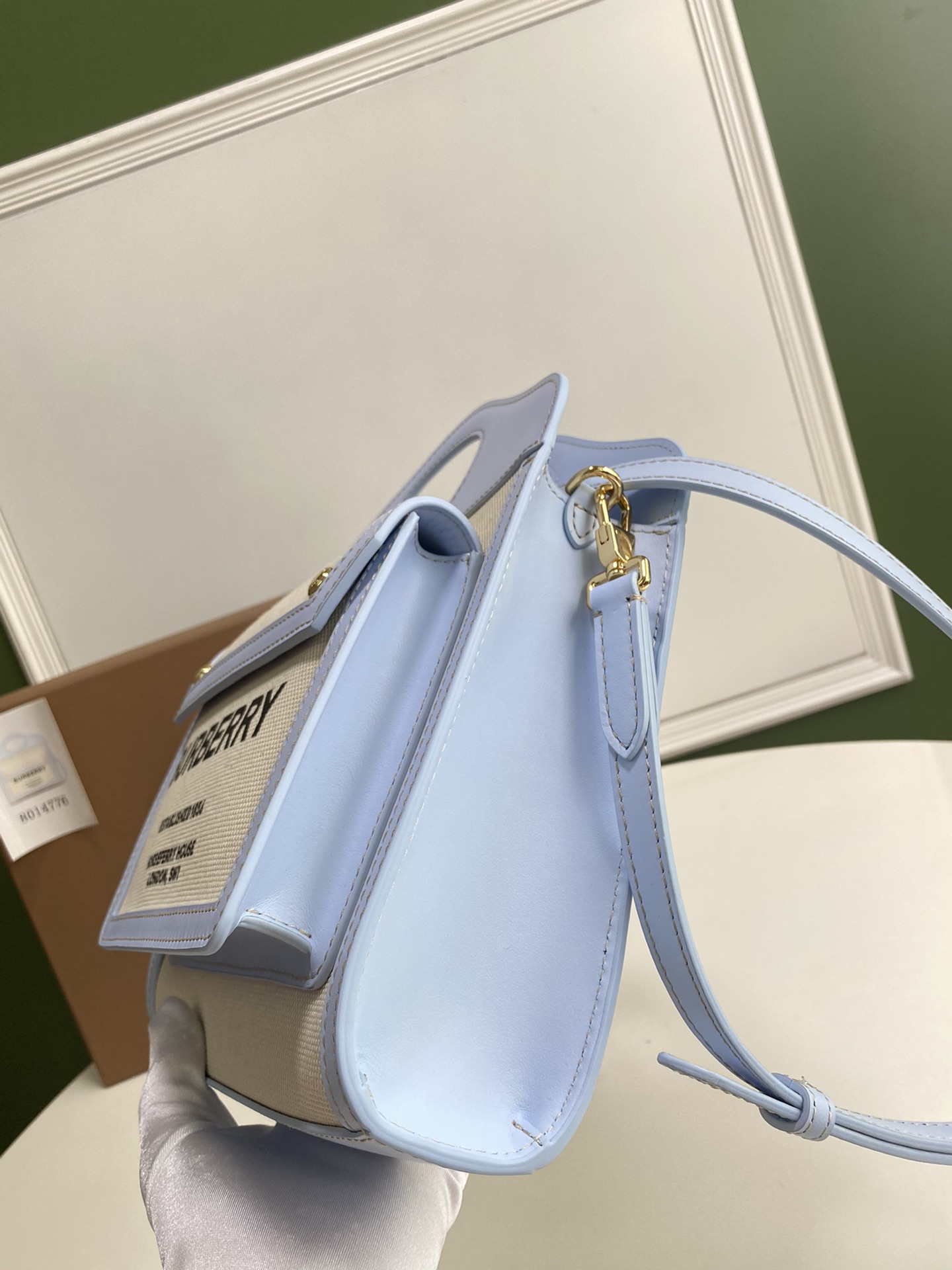 B*urberry Bag Top Quality 23 x 6 x 26.5cm