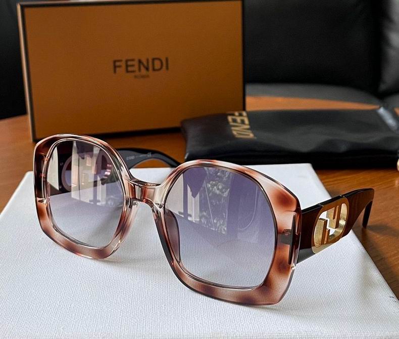 F*endi Glasses Top