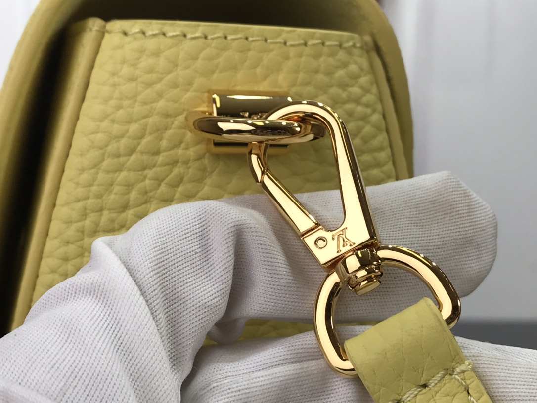 L*ouis V*uitton Top Bag 23cm