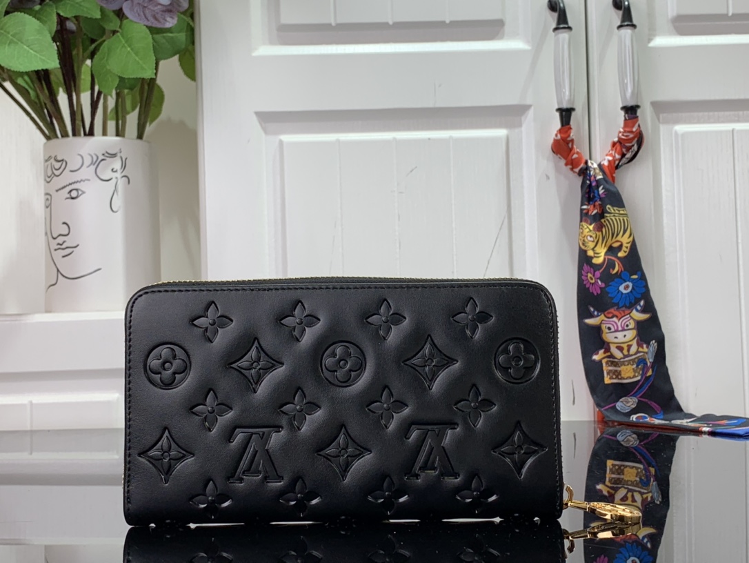 L*ouis V*uitton Bag Top Quality 19.5*10.5*2.5cm