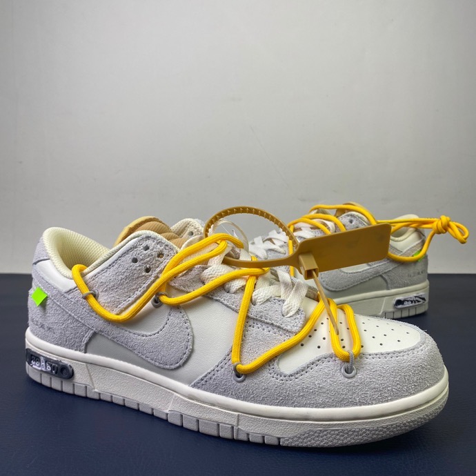 from O*ff-W*hite x Nike Dunk Low
