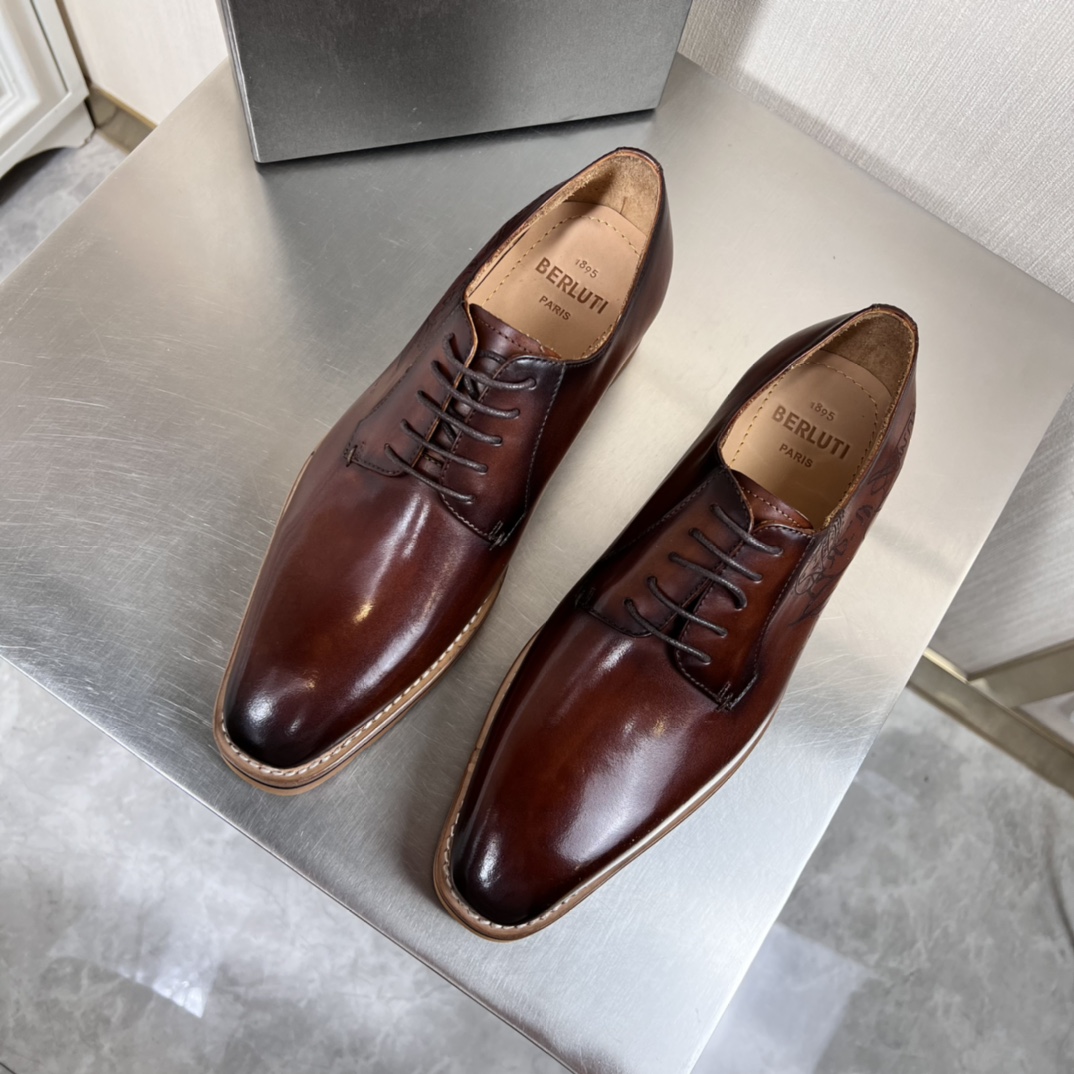 Men B*erluti Top Loafer