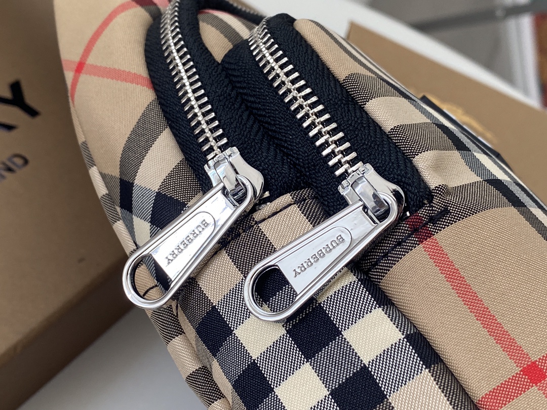 B*urberry Top Bag 30*17.5*5cm