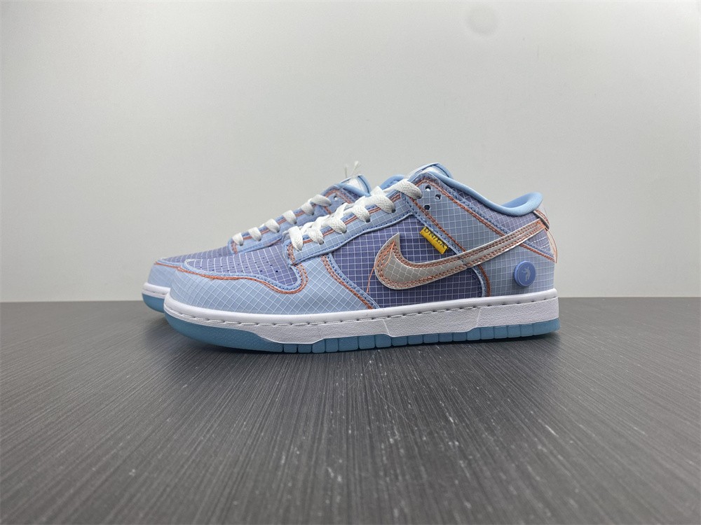 from Union LA x Nike Dunk Low DJ9649-400