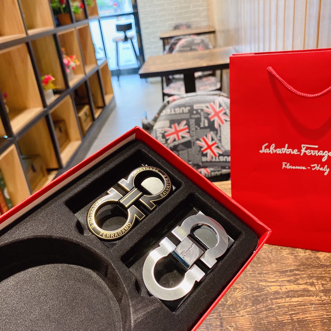 F*erragamo Top Version