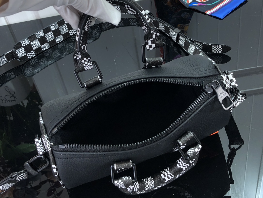 L*ouis V*uitton Bag Top Quality 20*10*5CM