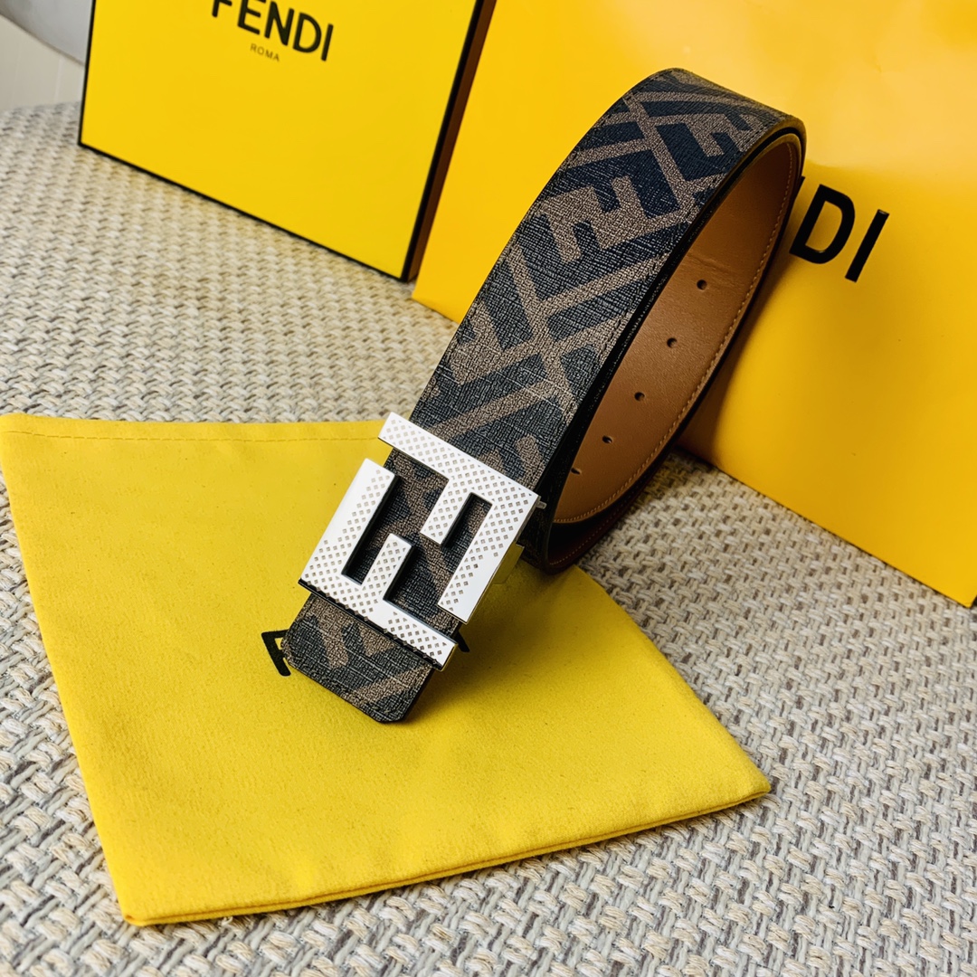 F*endi Belts Top Version