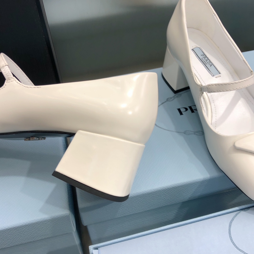 Women P*rada Top Quality Sandals