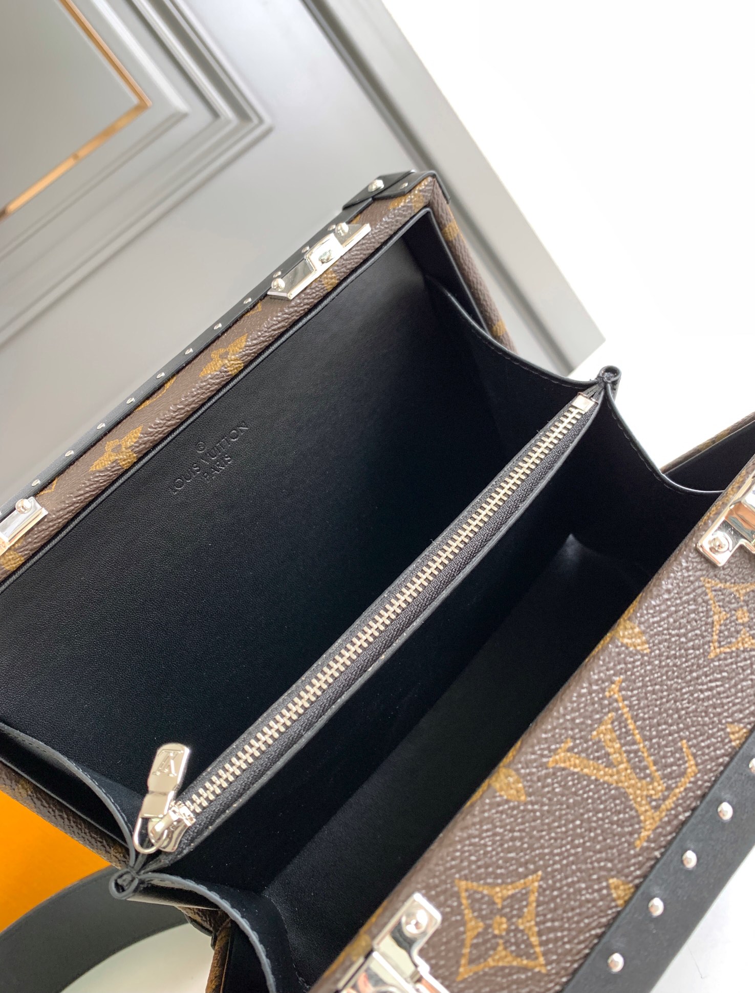 L*ouis V*uitton Top Bag 24.5*16.5*8cm