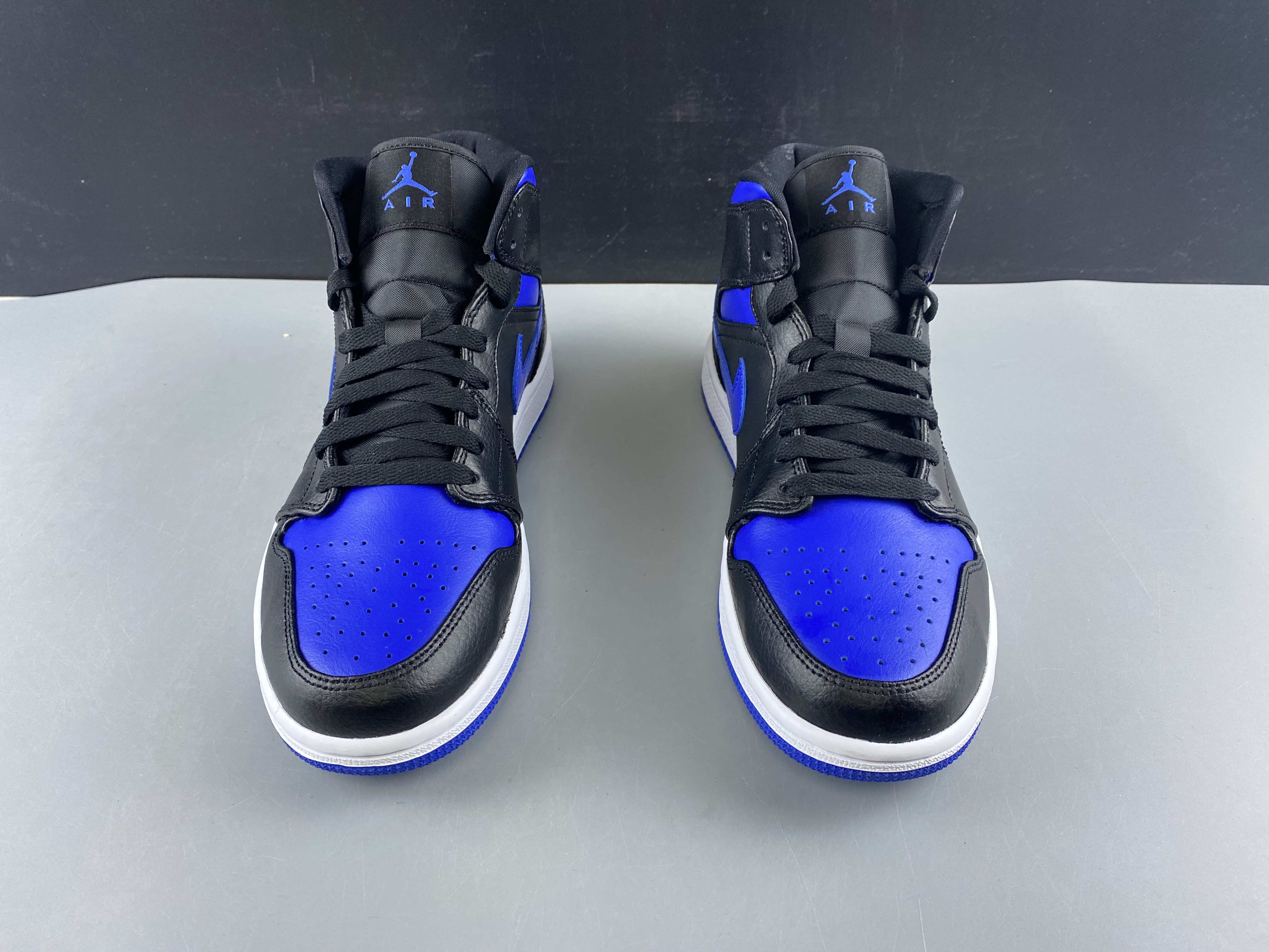 Air Jordan 1 MID 554724-068