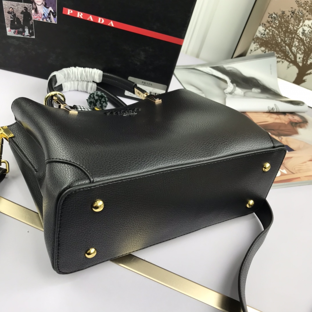 P*rada Top Bag 30*22*12cm