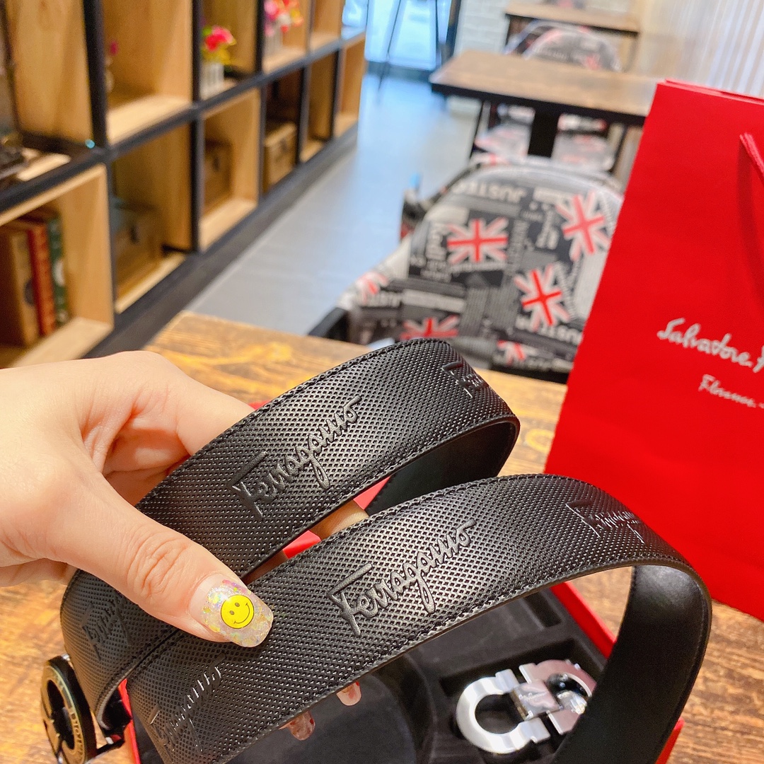 F*erragamo Top Version