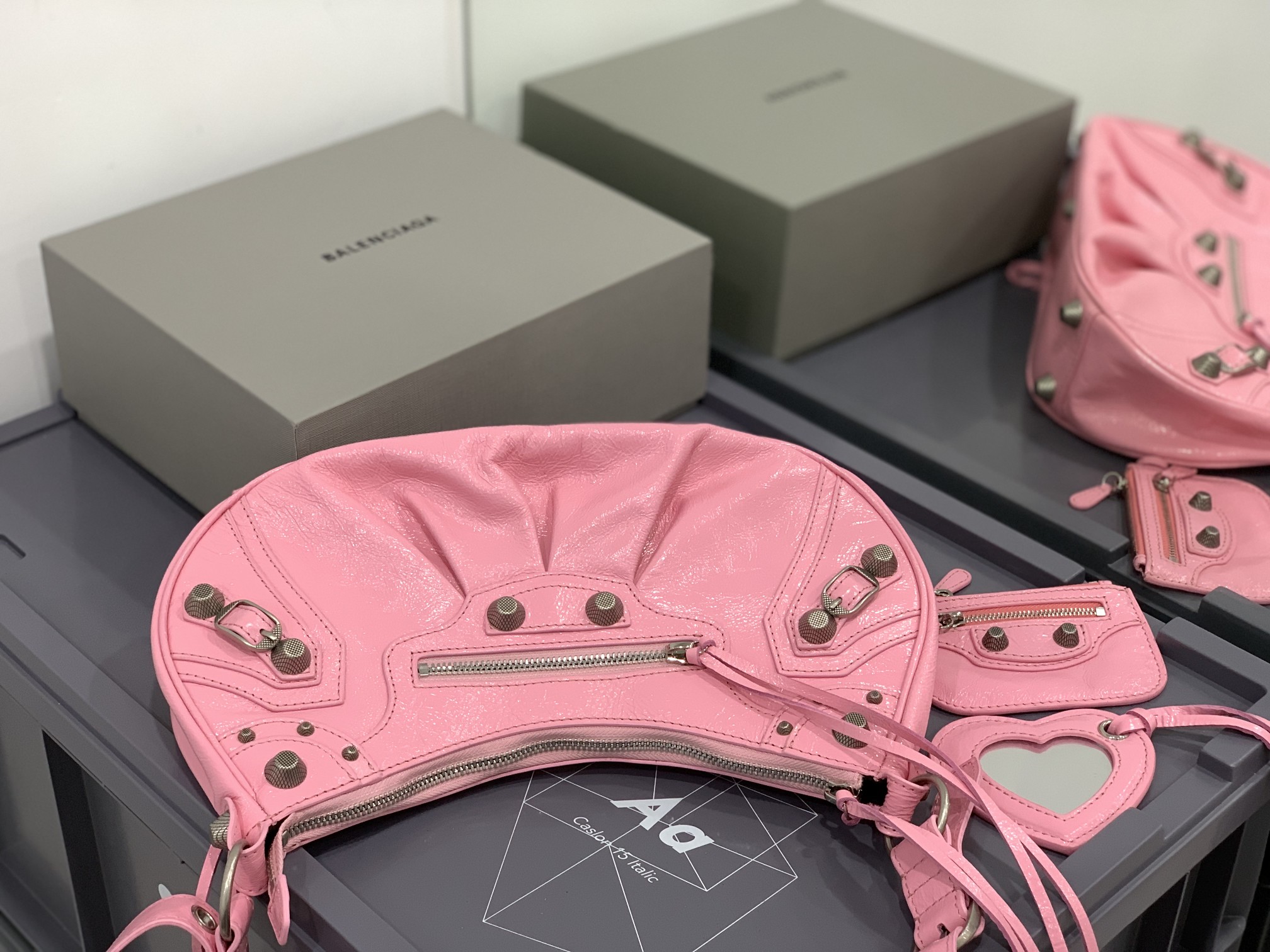 B*alenciaga Bag Top Quality 33x16x8.4cm